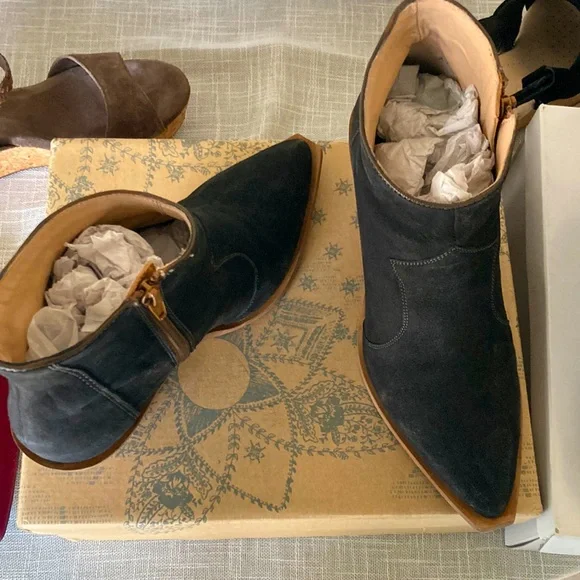 Free People | Shoes | Free People Boots Worn Once Too Small  display picture 3
